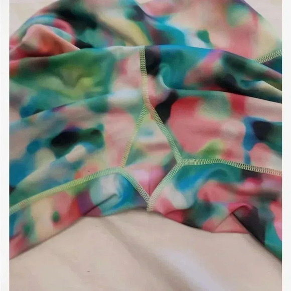 Adidas Multicoloured Capri  Tights Size XS - Picture 5 of 7